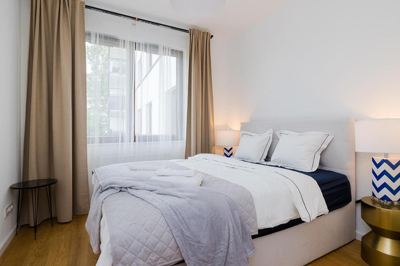 Woronicza Premium - 80 Apartment Warsaw
