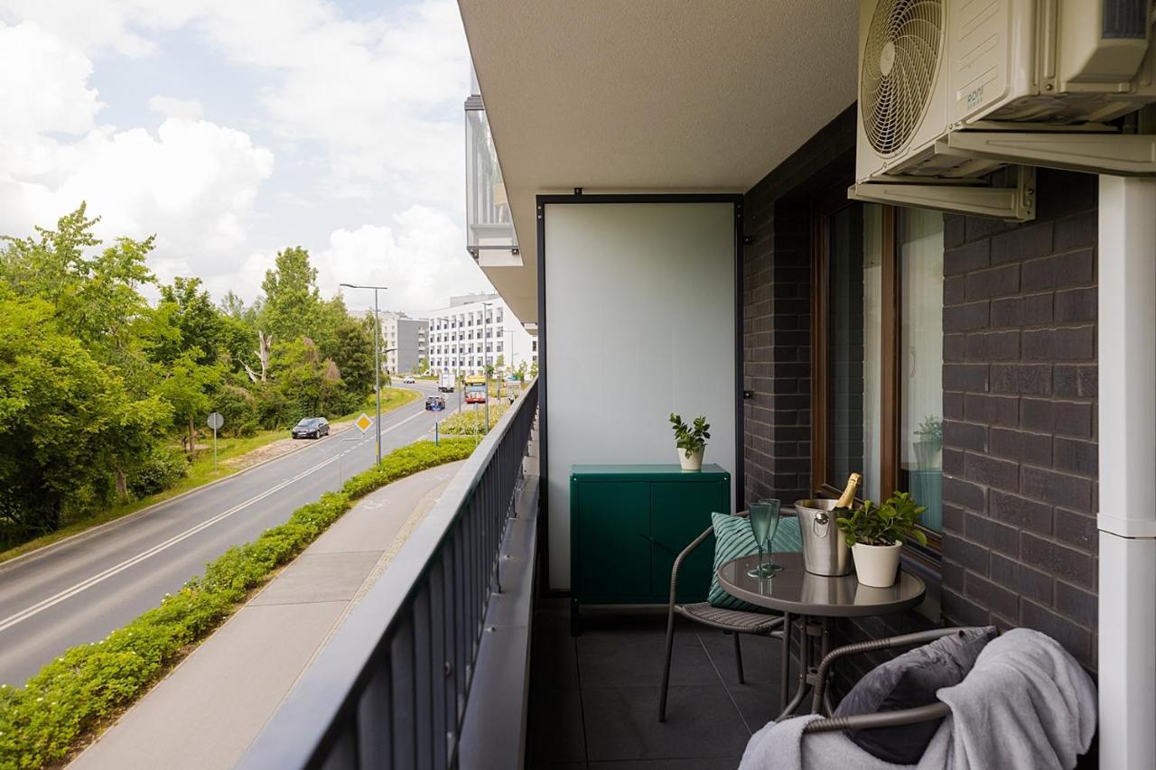 Woronicza Premium - 80 Apartment Warsaw